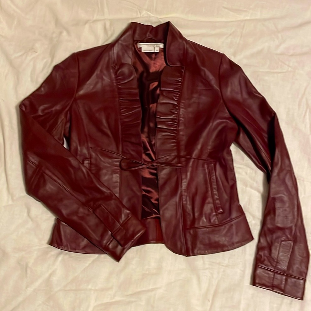 Leather Jacket - Burgundy color - Size M